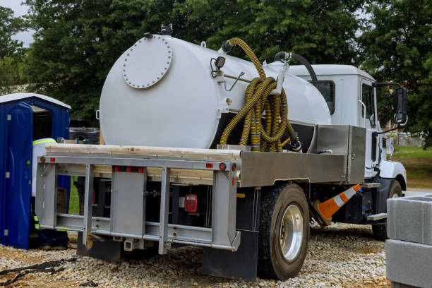 Best Porta potty delivery and setup  in Evergreen Park, IL